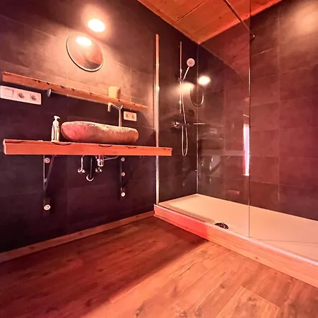 بيت للعطل The Roots Marcouray