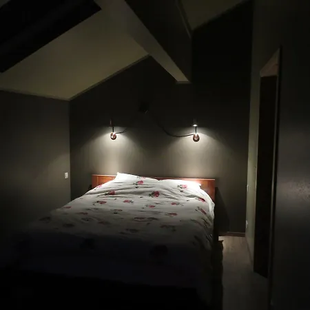 بيت للعطل The Roots Marcouray