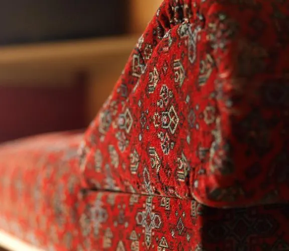 The Roots Nyaraló *